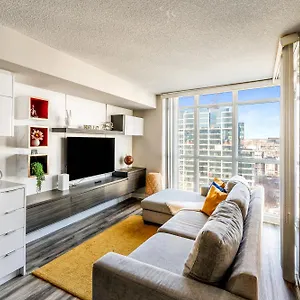 https://beautiful-condos-by-cn-tower.niagara-fallshotels.com